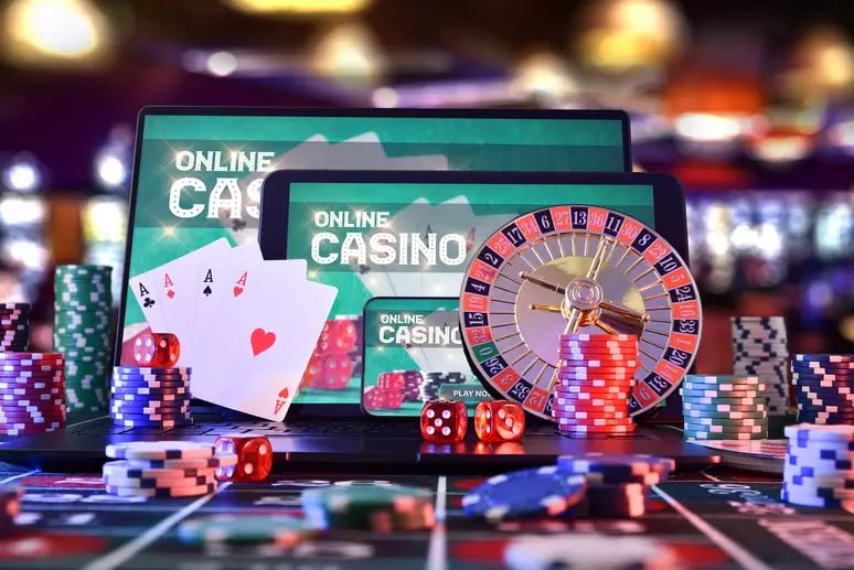 Antarmuka aplikasi mobile sports808 menampilkan menu permainan slot dan pasar sportsbook
